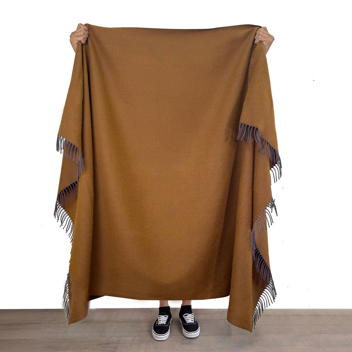Alpaca Throw Blanket (Tapenade)