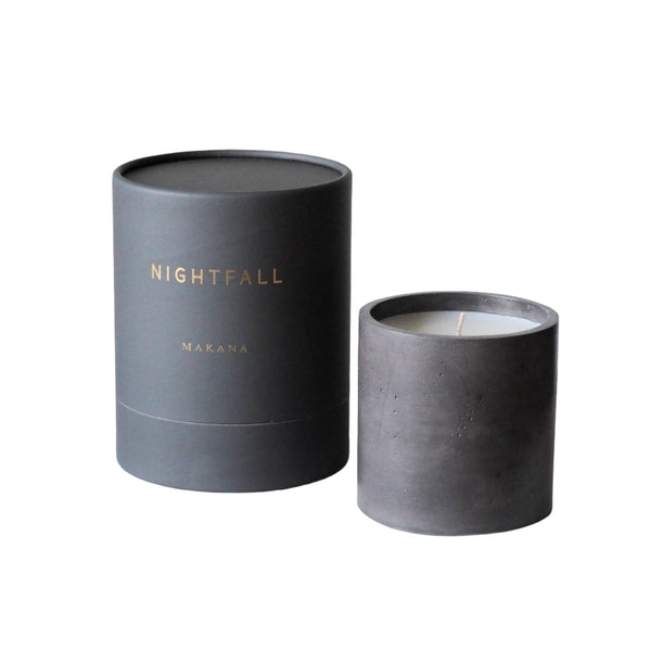 Makana concrete candle Nightfall with package 