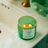 NUEVE LEONES Candle close up green 